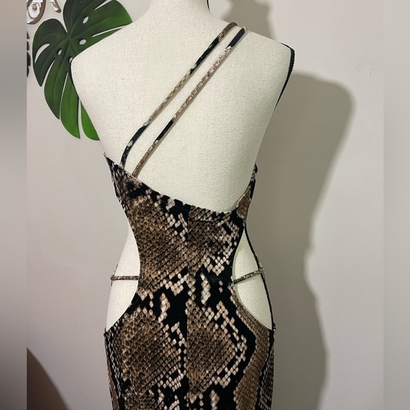 Fashion Nova Sierra Velvet Maxi Dress Brown Combo - Python - Snake Print Sz. XL - Picture 9 of 12